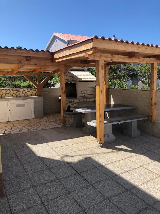 Miro Apartmani Ražanac Eksteriør billede