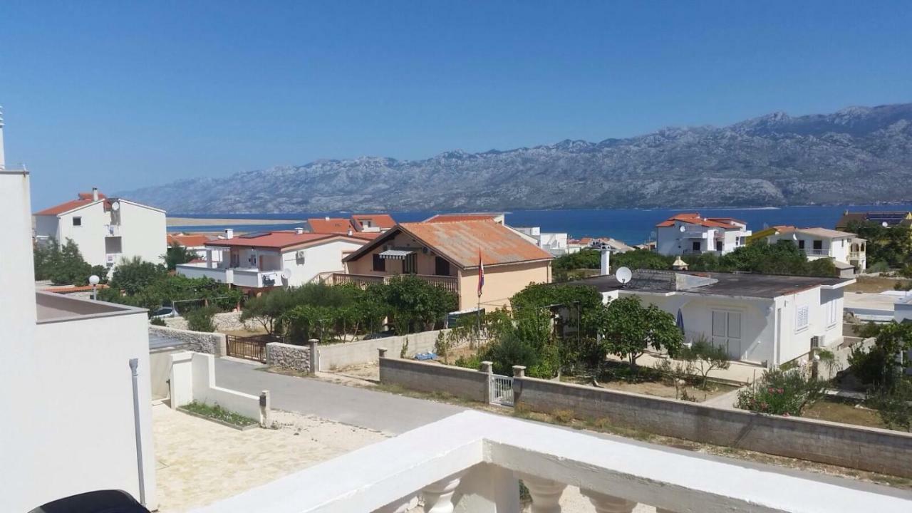 Miro Apartmani Ražanac Eksteriør billede
