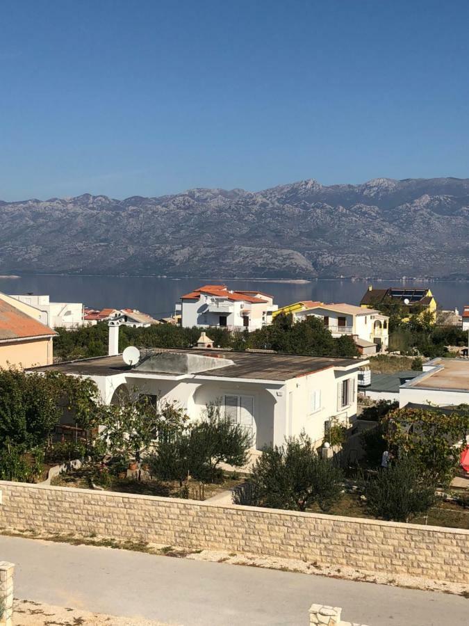 Miro Apartmani Ražanac Eksteriør billede